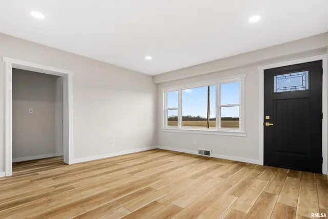 $429,900 | 5621 Martin Weber Road, Glasford, IL 61533