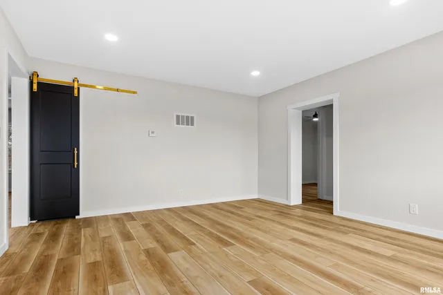 $429,900 | 5621 Martin Weber Road, Glasford, IL 61533