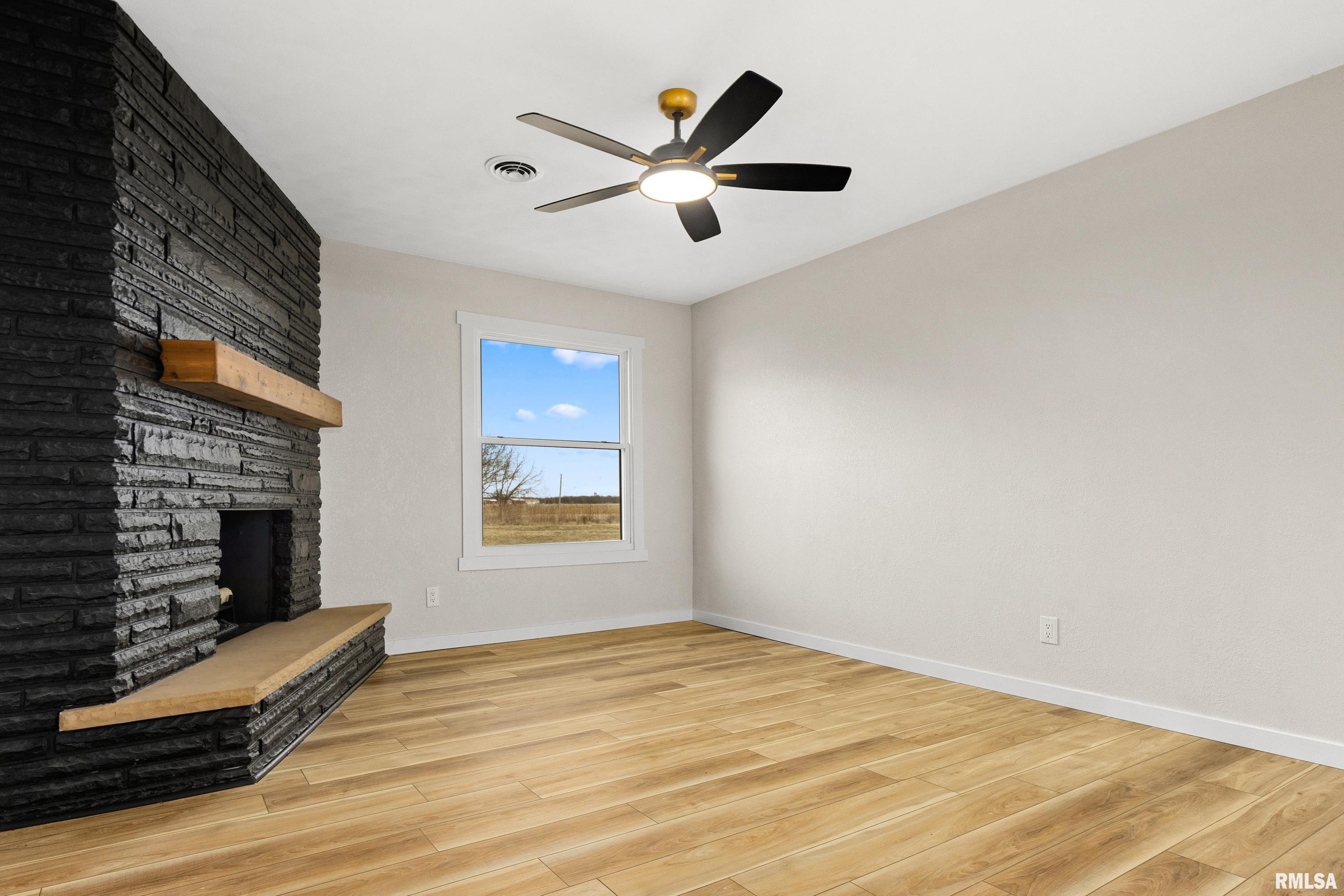 5621 Martin Weber Road Glasford, IL 61533 - Photo 45 of 69