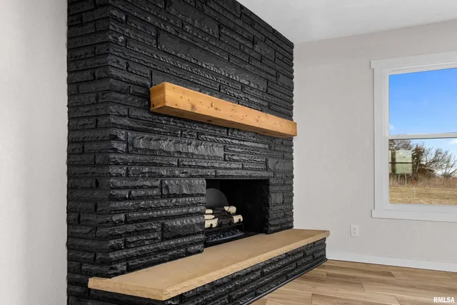 $429,900 | 5621 Martin Weber Road, Glasford, IL 61533