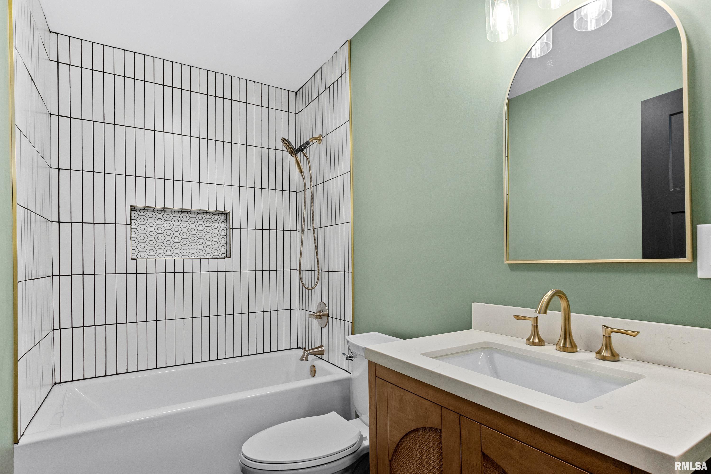 5621 Martin Weber Road Glasford, IL 61533 - Photo 55 of 69