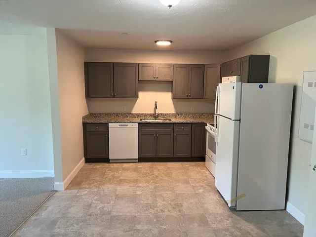 $1,850 | 68 B Spring Street, Unit B5, Mansfield, MA 02048