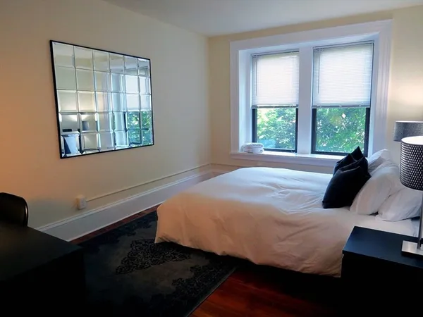 $2,925 | 1463 Beacon Street, Unit 4, Brookline, MA 02446