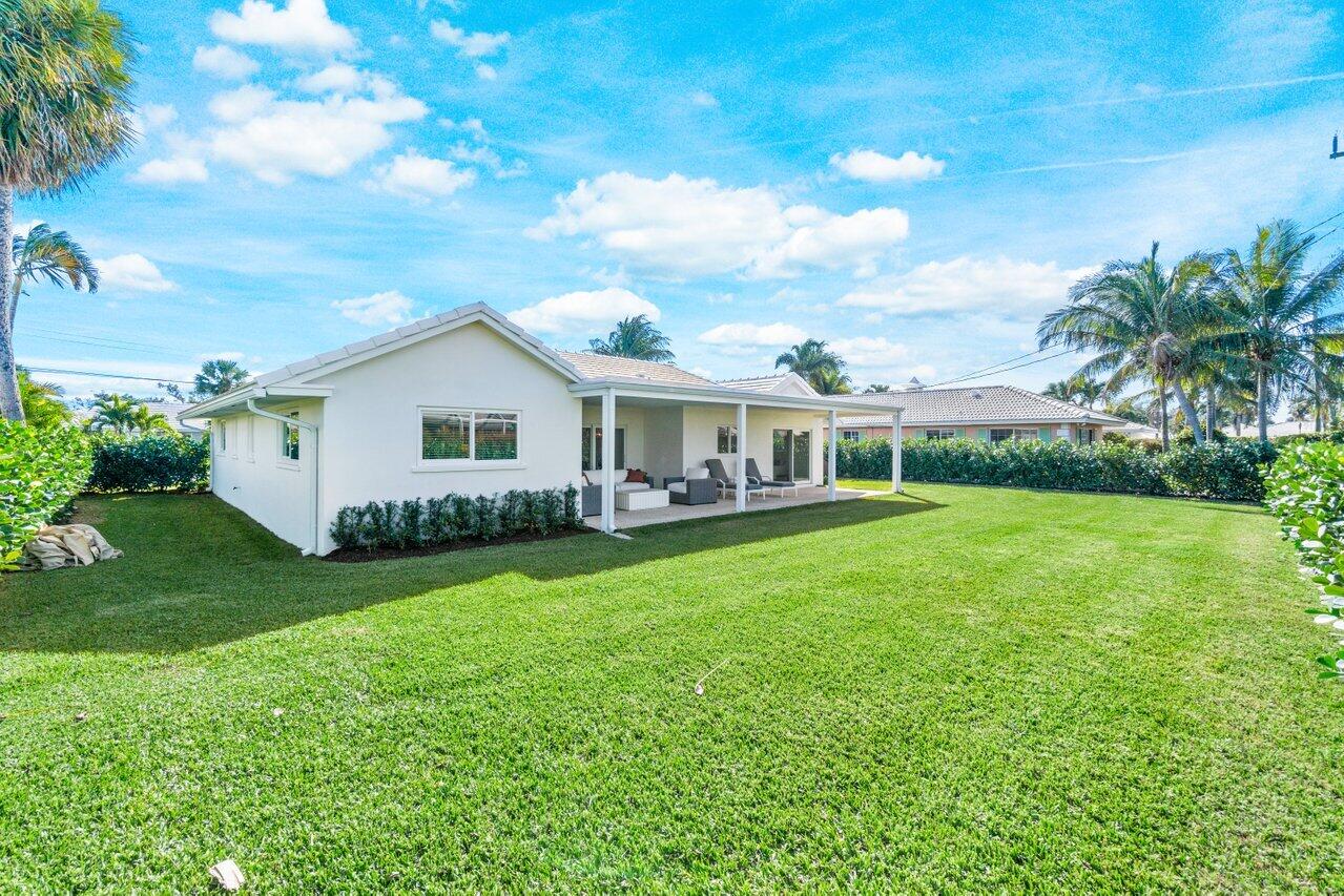 1331 Mulberry Way Boca Raton, FL 33486 - Photo 24 of 30 028-1331MulberryWay-BocaRaton-FL-33486-S