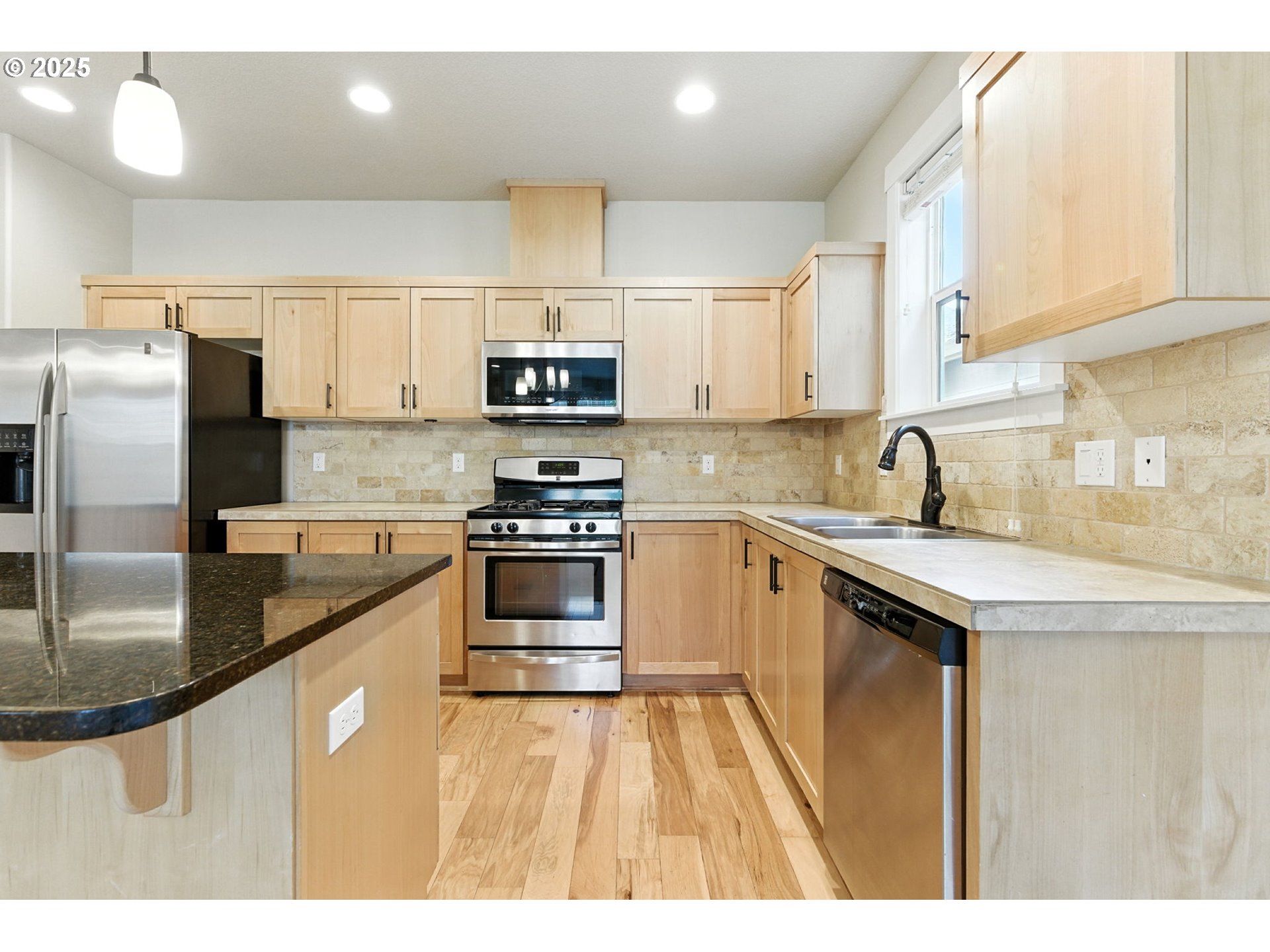 268 Southwest 204th Terrace Beaverton, OR 97006 - Photo 16 of 46