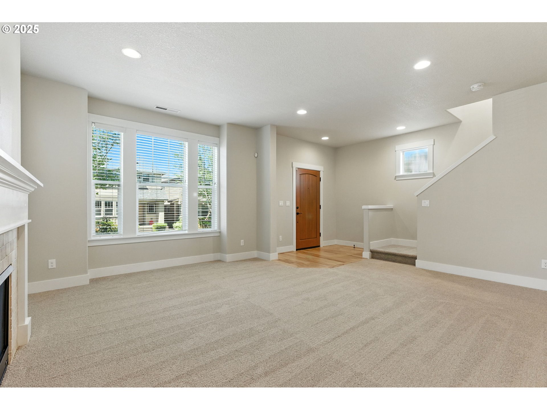 268 Southwest 204th Terrace Beaverton, OR 97006 - Photo 7 of 46