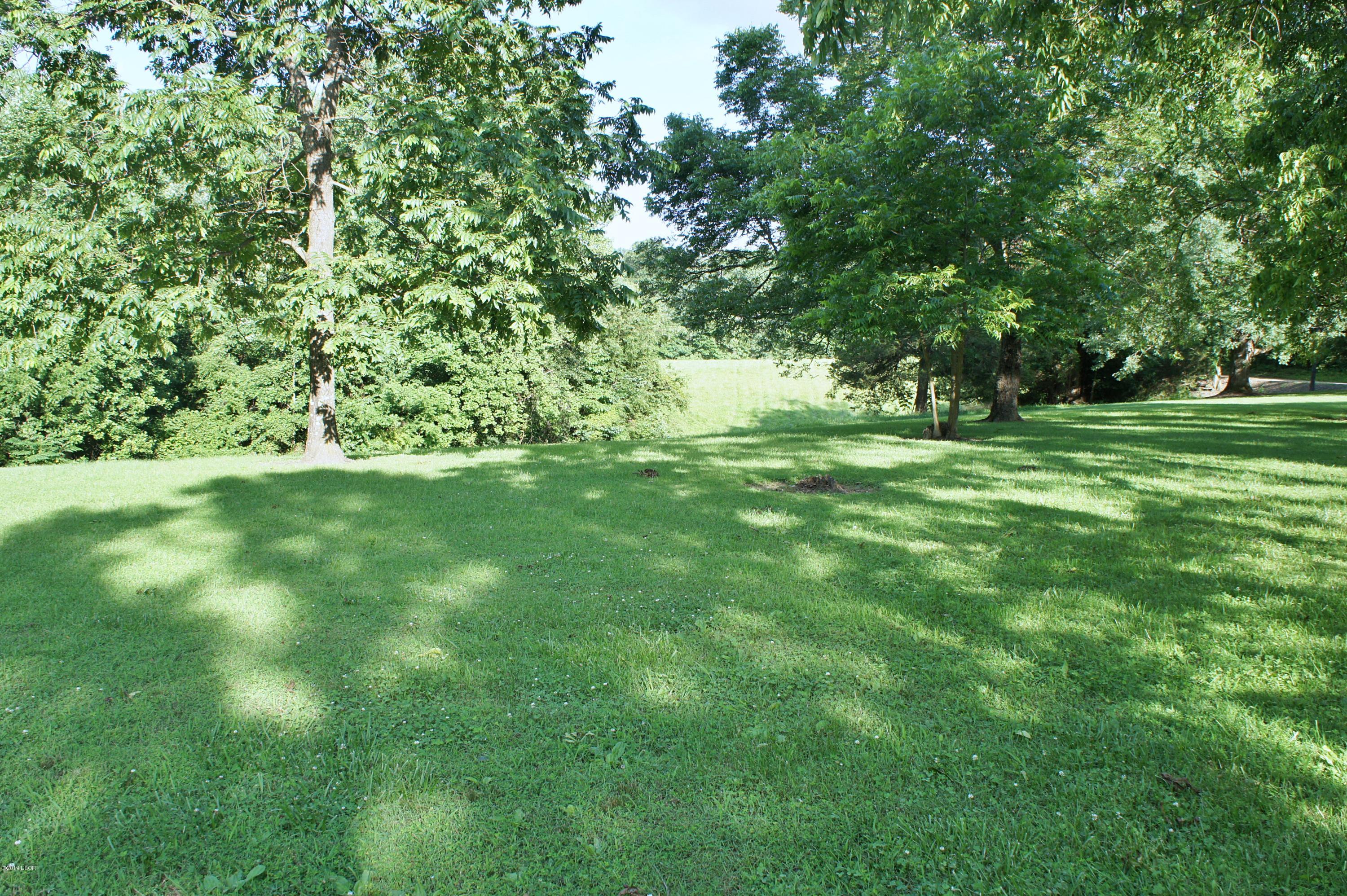 4651 Benton Road Metropolis, IL 62960 - Photo 9 of 32