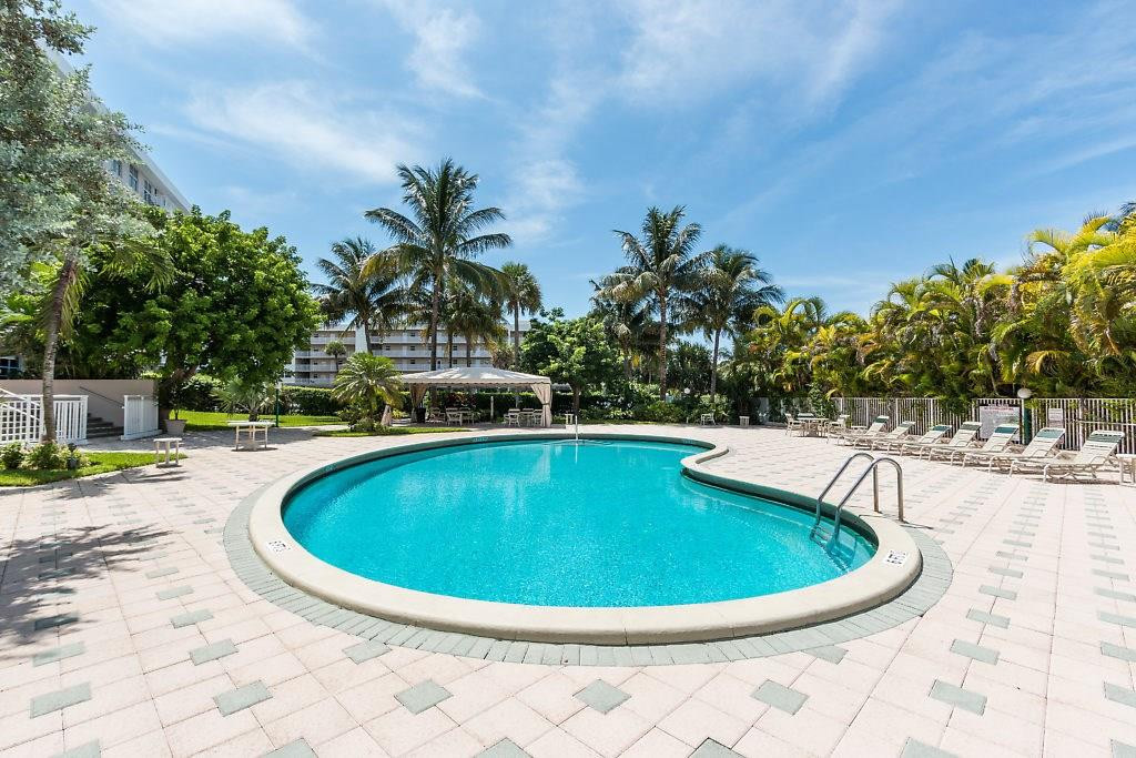 2851 South Ocean Boulevard, Unit 2A Boca Raton, FL 33432 - Photo 23 of 27 Photo 23