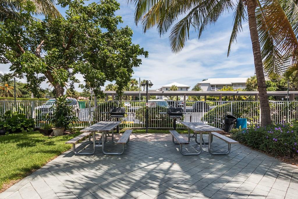 2851 South Ocean Boulevard, Unit 2A Boca Raton, FL 33432 - Photo 24 of 27 Photo 24