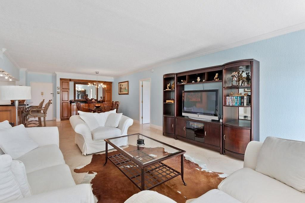 2851 South Ocean Boulevard, Unit 2A Boca Raton, FL 33432 - Photo 5 of 27 Photo 5