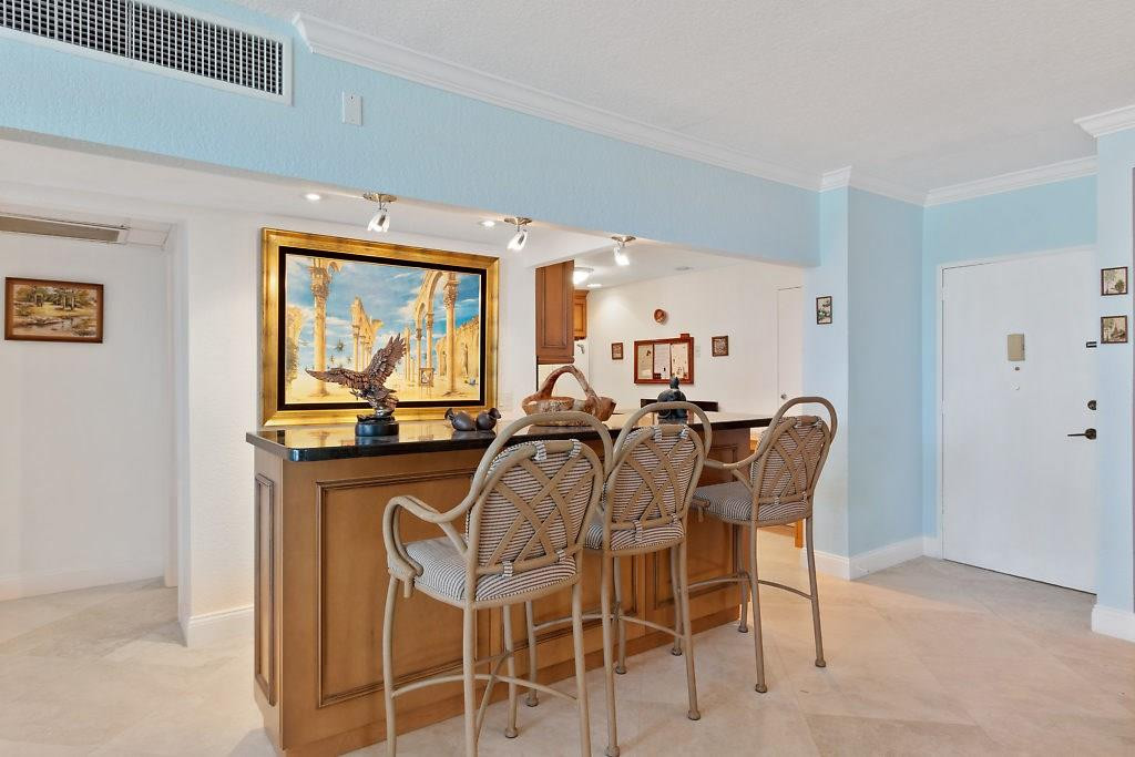 2851 South Ocean Boulevard, Unit 2A Boca Raton, FL 33432 - Photo 8 of 27 Photo 8