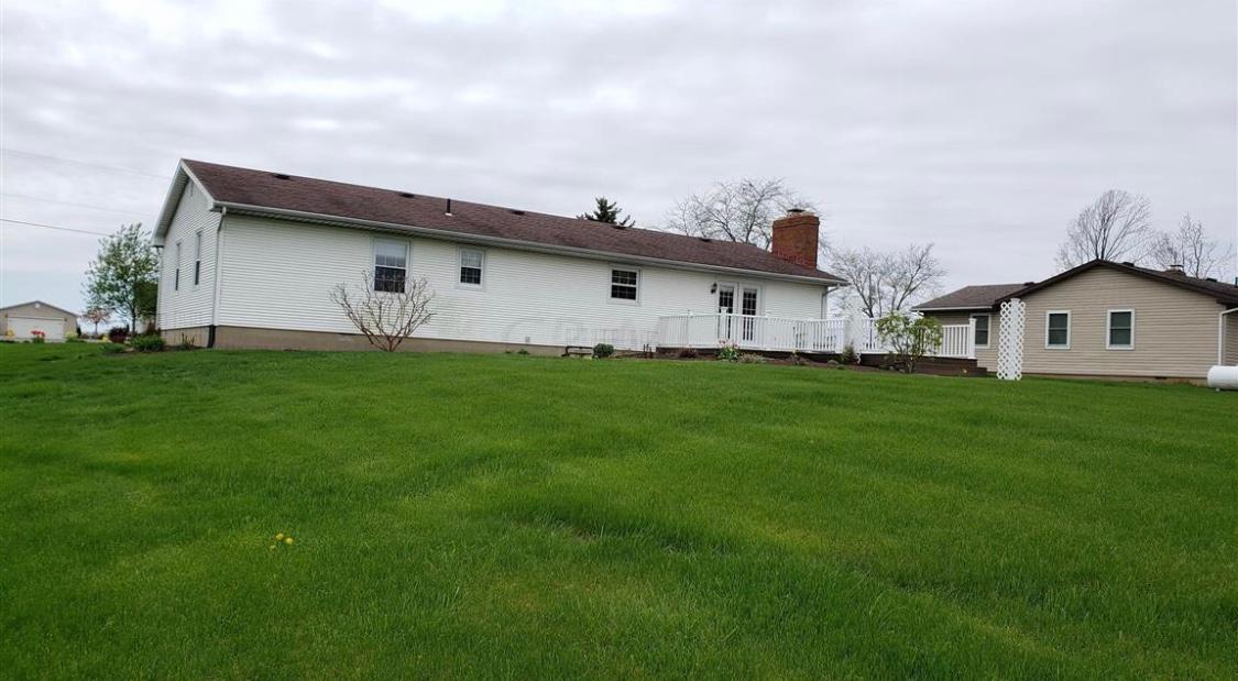 2610 Old Springfield Road Northeast Washington Court House, OH 43160 - Photo 3 of 27