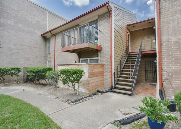 $950 | 12955 Woodforest Boulevard, Unit 54, Houston, TX 77015
