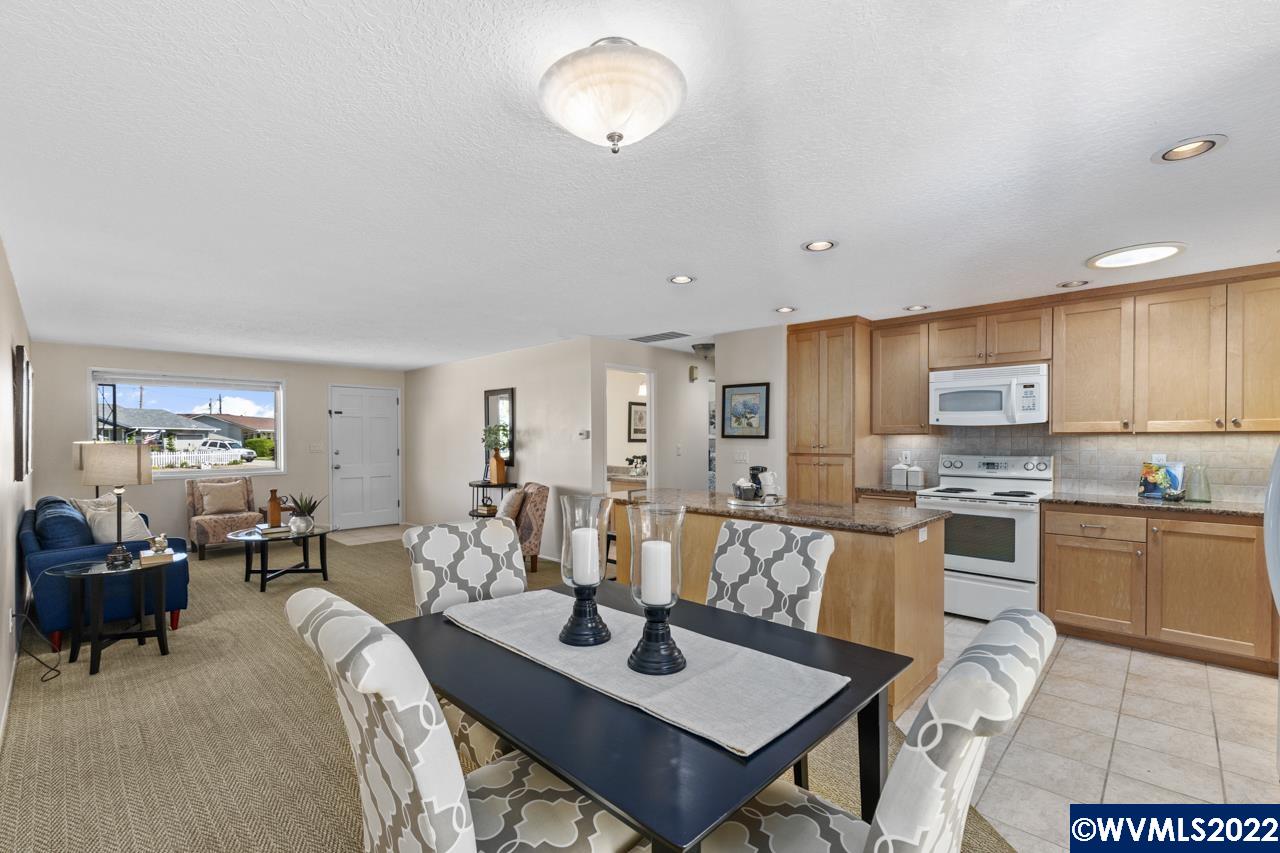 1747 Princeton Road Woodburn, OR 97071 - Photo 12 of 41 Gallery Image 12