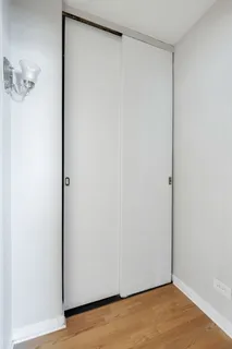 $189,000 | 253 East Delaware Place, Unit 22B, Chicago, IL 60611