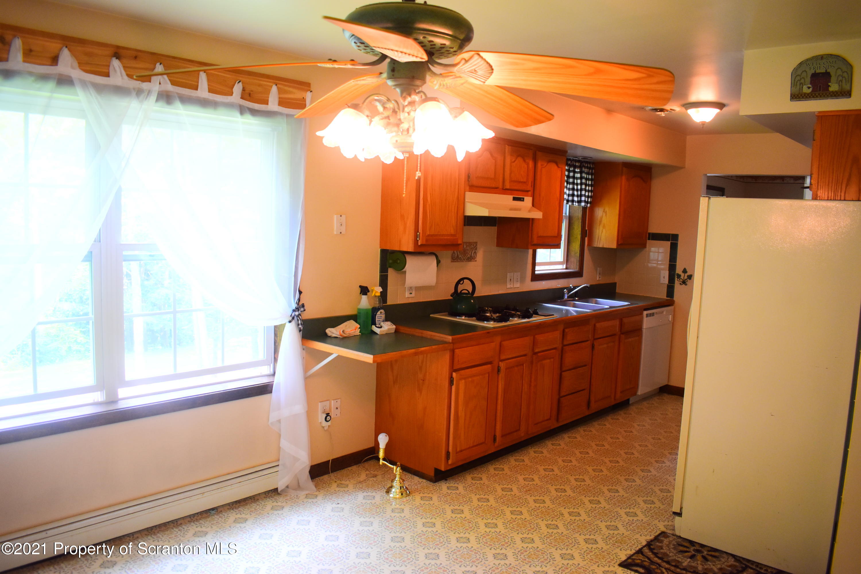 386 Maloney Hl Road Nicholson, PA 18446 - Photo 2 of 82