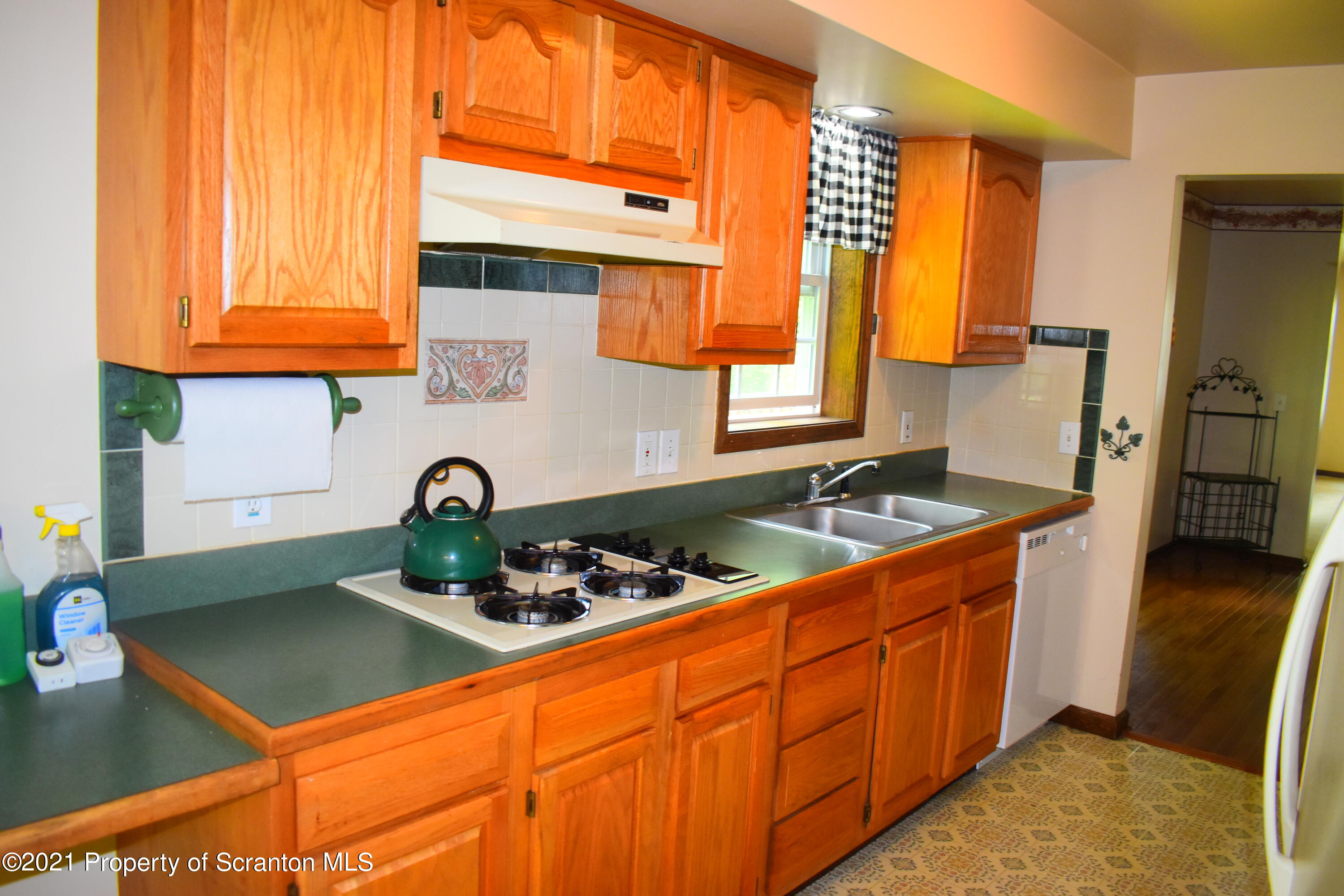 386 Maloney Hl Road Nicholson, PA 18446 - Photo 4 of 82