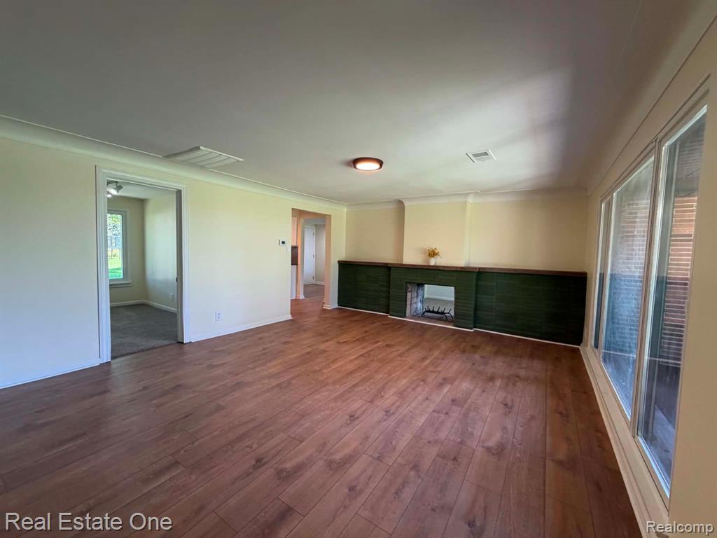 3055 Atlas Road Davison, MI 48423 - Photo 2 of 25 Gallery Image 2