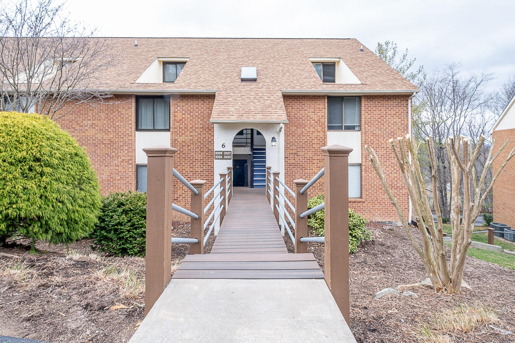 a view of outdoor space yard and front view of a house