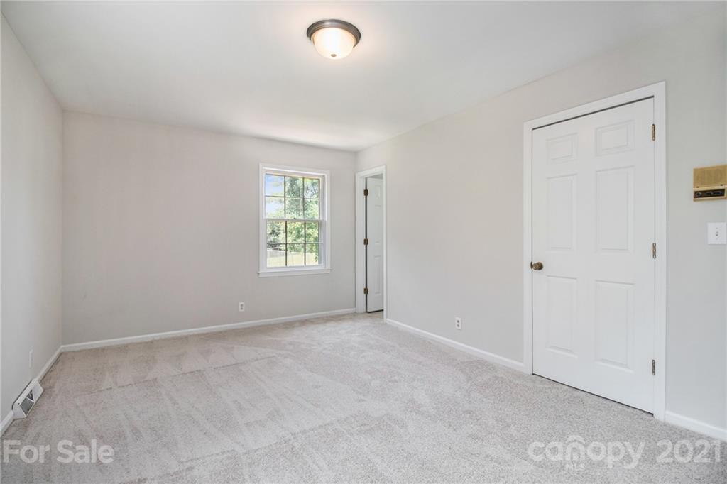2838 Spring Valley Road Rock Hill, SC 29730 - Photo 16 of 31 Gallery Image 16