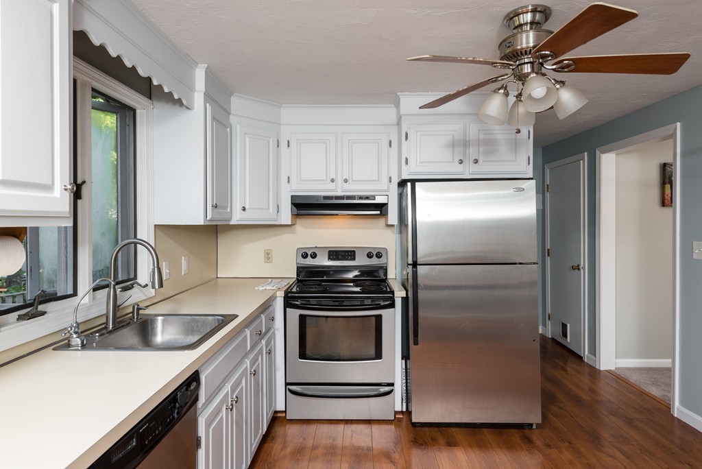 29 Yoke Road, Unit 29 Bridgewater, MA 02324 - Photo 6 of 22 Gallery Image 6