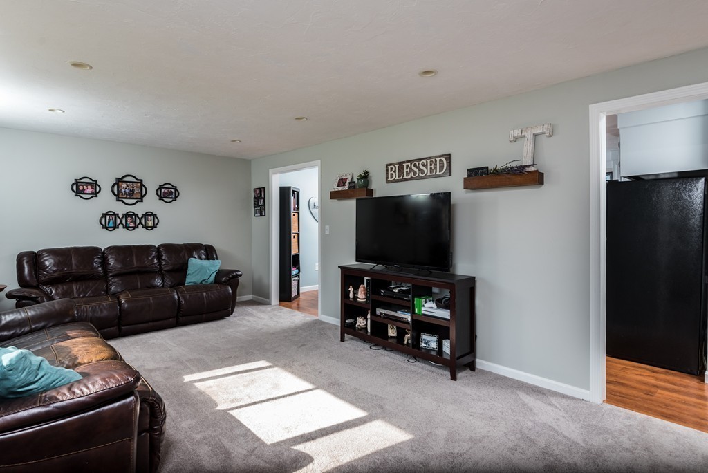 29 Yoke Road, Unit 29 Bridgewater, MA 02324 - Photo 9 of 22 Gallery Image 9