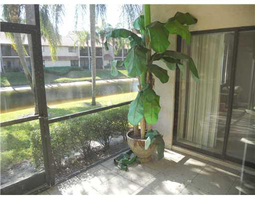 5641 Coach House Circle, Unit B Boca Raton, FL 33486 - Photo 8 of 8 Patio/Deck