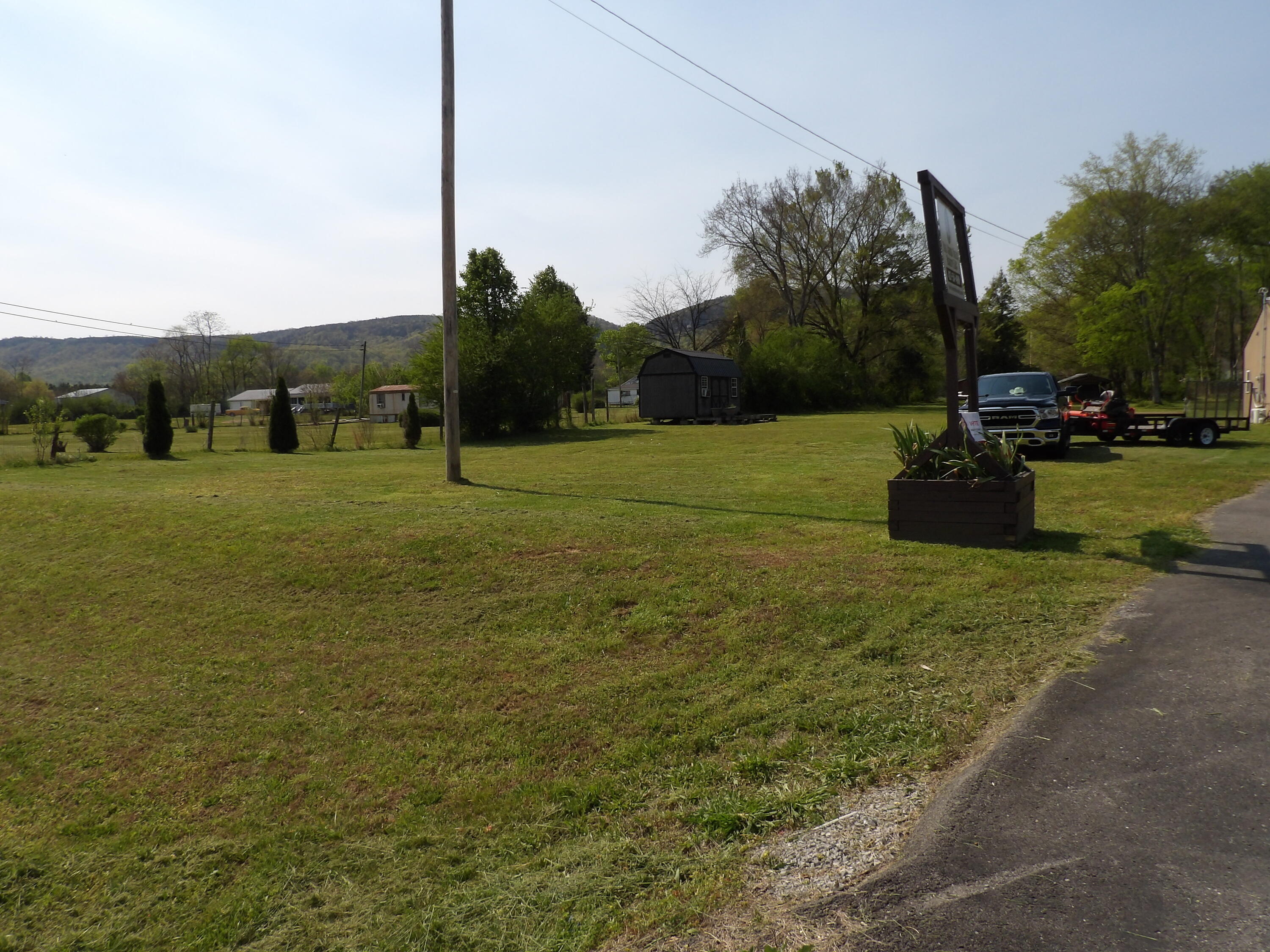 25263 Highway 127 Dunlap, TN 37327 - Photo 17 of 31 100_2394 - Copy