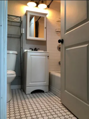 $614,900 | 7338 Fauna Street, Houston, TX 77061