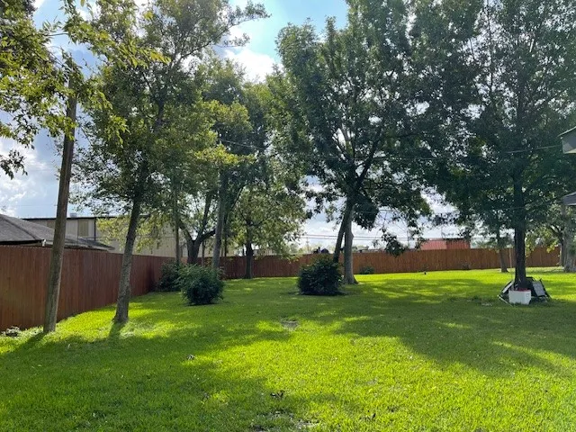 $614,900 | 7338 Fauna Street, Houston, TX 77061