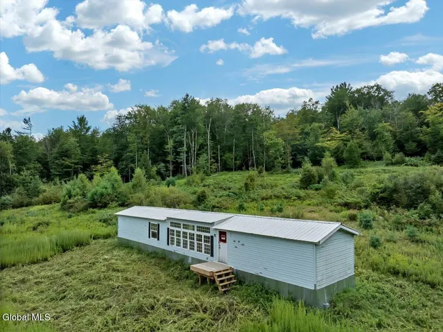 $109,900 | 337 Stillman Village Road, Petersburgh, NY 12138