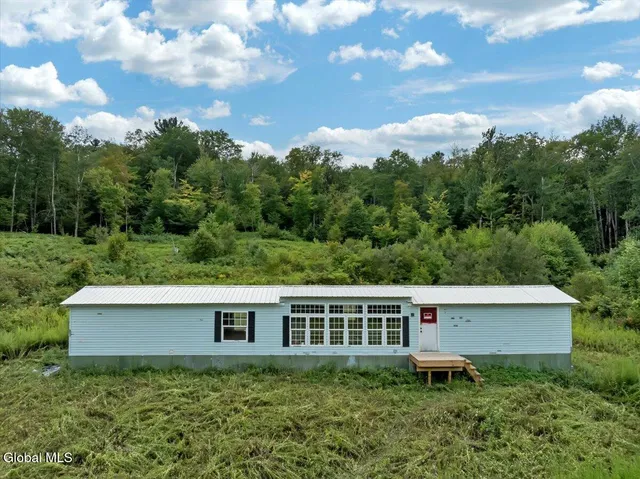 $109,900 | 337 Stillman Village Road, Petersburgh, NY 12138