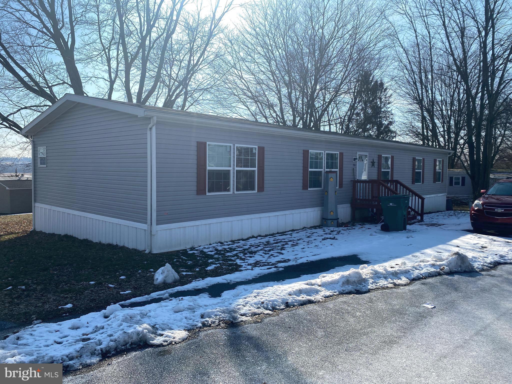 76 Oak Knoll Estate, Elizabethtown, PA 17022 Compass