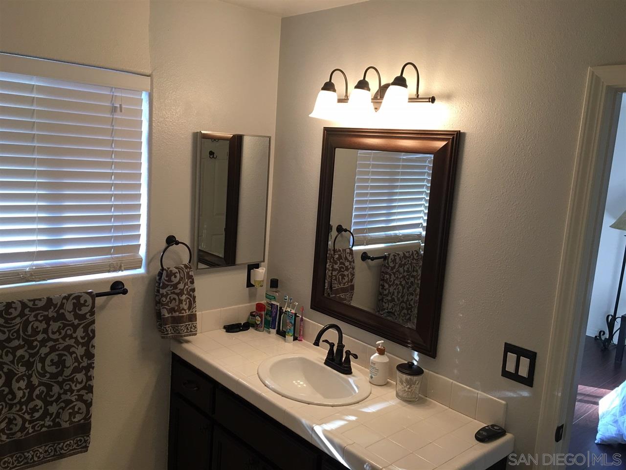 535 Summit Avenue Fallbrook, CA 92028 - Photo 17 of 23