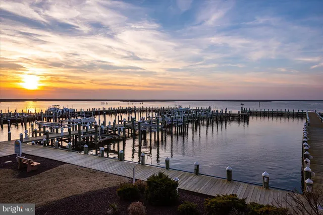 $309,900 | 102 Williams Street, Unit 311, Crisfield, MD 21817