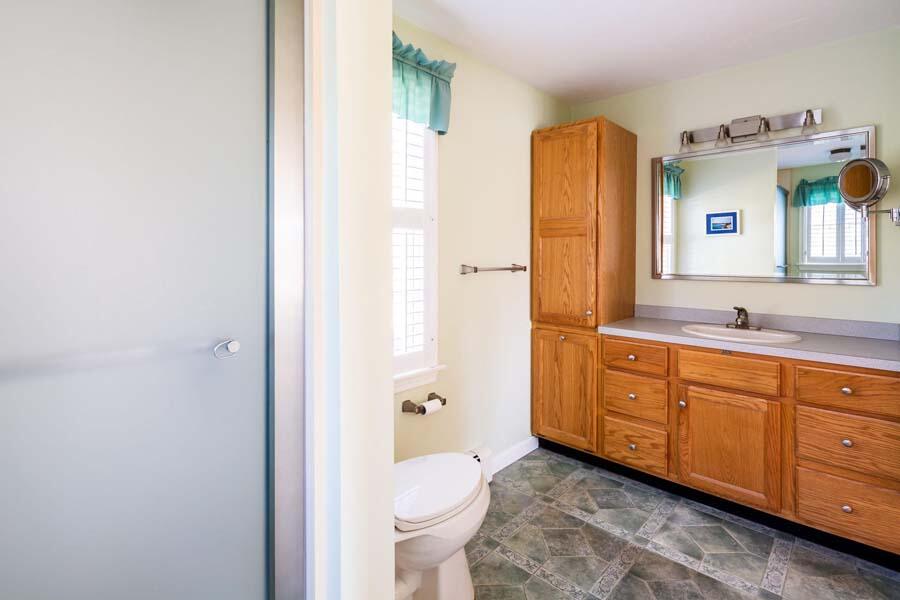 31 Ridge Top Road Cotuit, MA 02635 - Photo 15 of 39 20210811143222058752000000-o