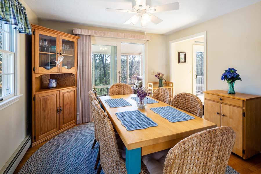 31 Ridge Top Road Cotuit, MA 02635 - Photo 8 of 39 20210811143221243309000000-o