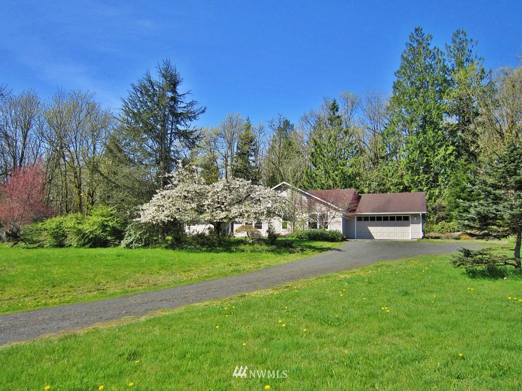 5144 Kinney Road Southwest Olympia, WA 98512 - Photo 2 of 25 Gallery Image 2