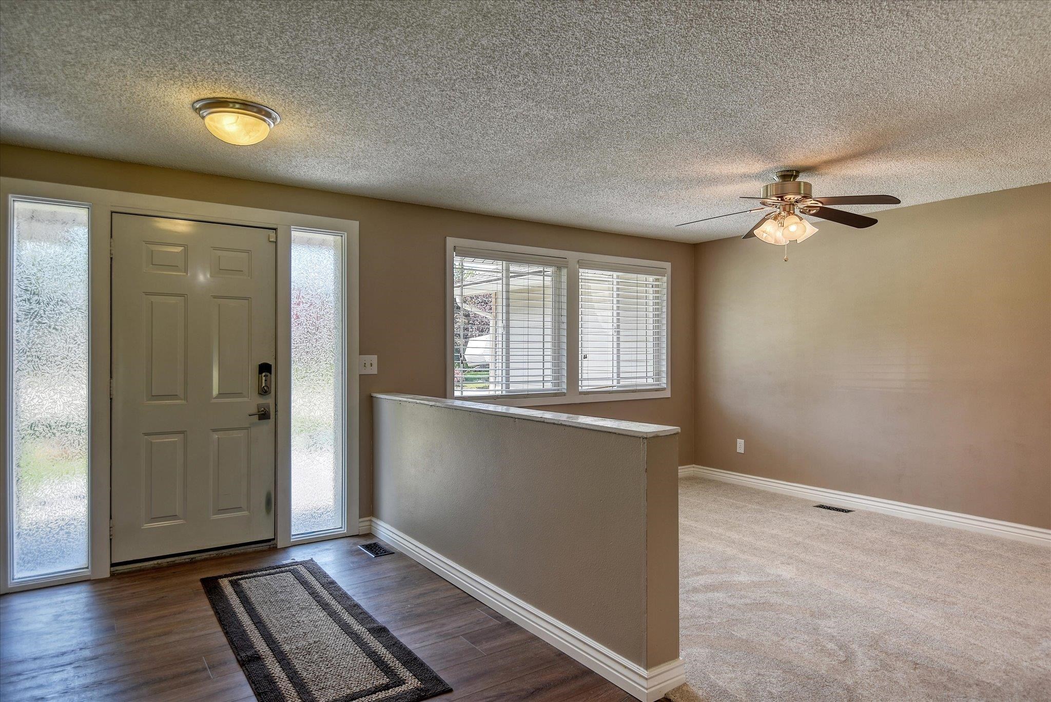4411 South Mamer Road Spokane, WA 99206 - Photo 5 of 44
