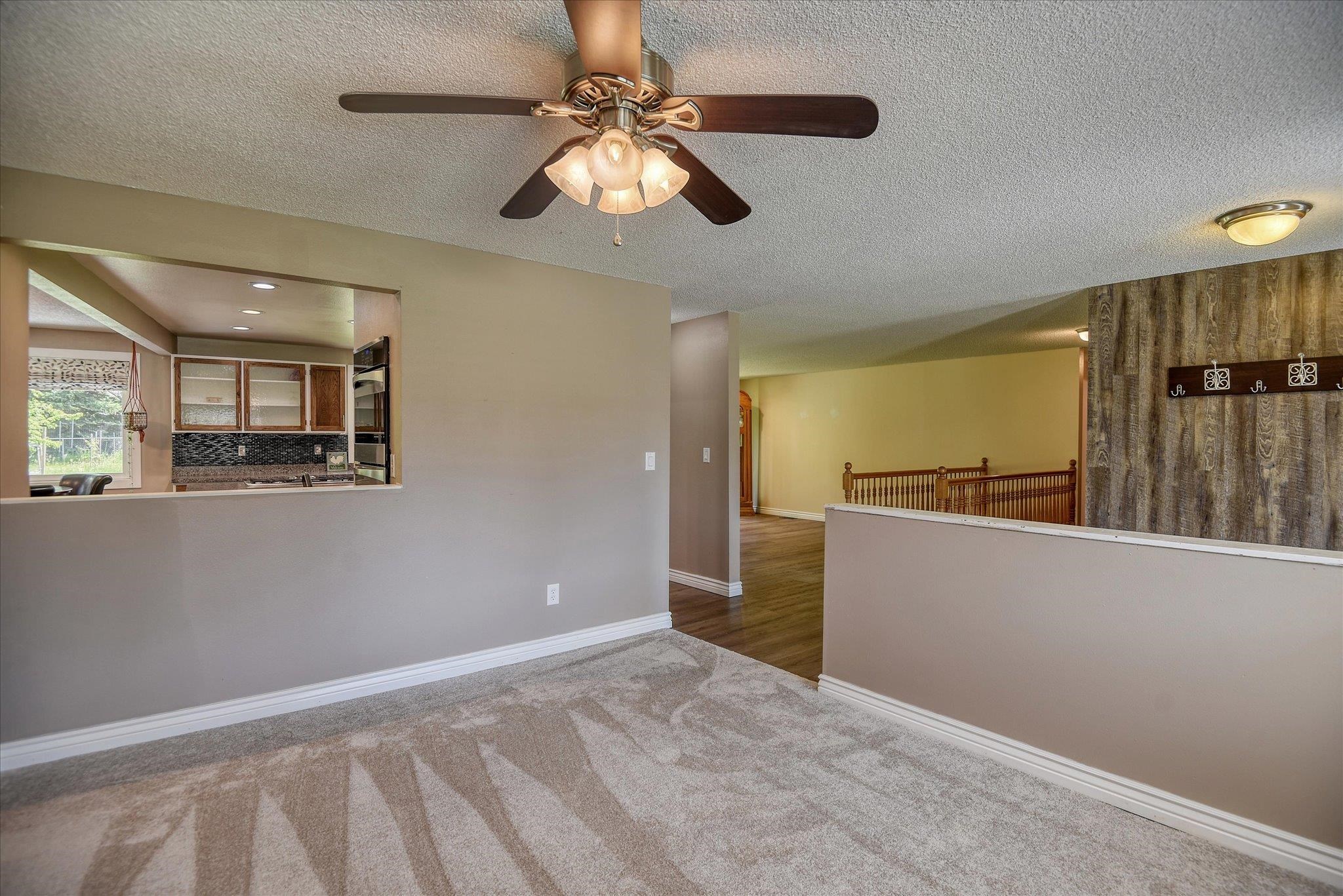 4411 South Mamer Road Spokane, WA 99206 - Photo 6 of 44