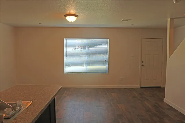 $1,820 | 10535 Mills Road, Unit 3B, Houston, TX 77070