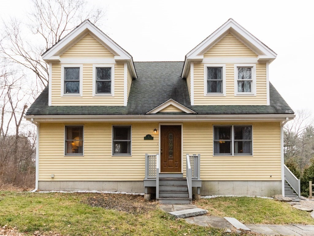 4 Heights Terrace Maynard, MA 01754 - Photo 2 of 41