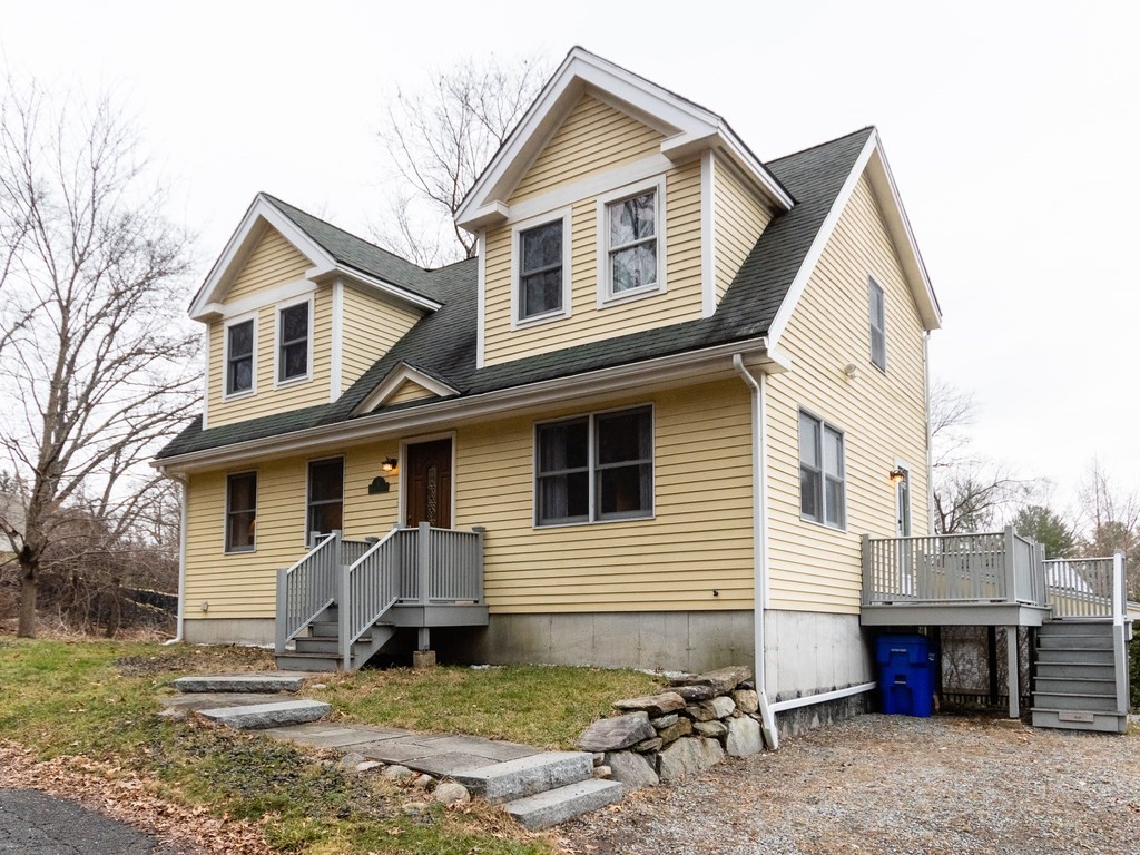 4 Heights Terrace Maynard, MA 01754 - Photo 3 of 41