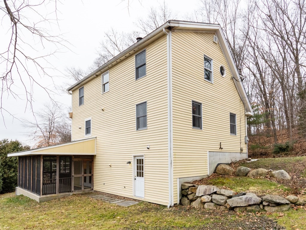 4 Heights Terrace Maynard, MA 01754 - Photo 4 of 41