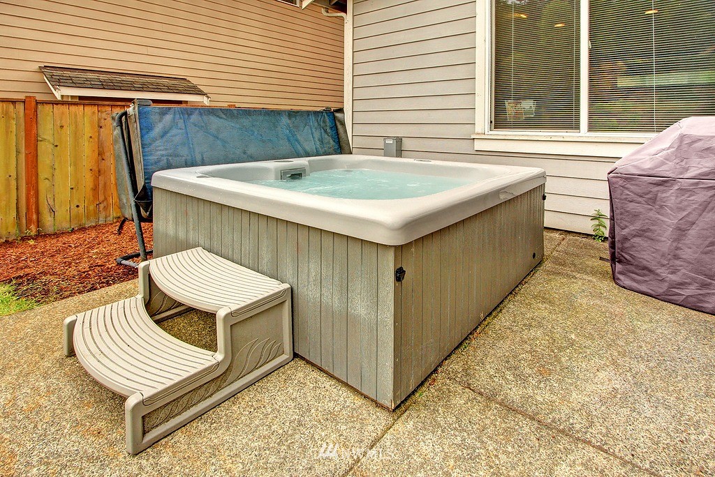 16908 166th Place Southeast Renton, WA 98058 - Photo 22 of 24