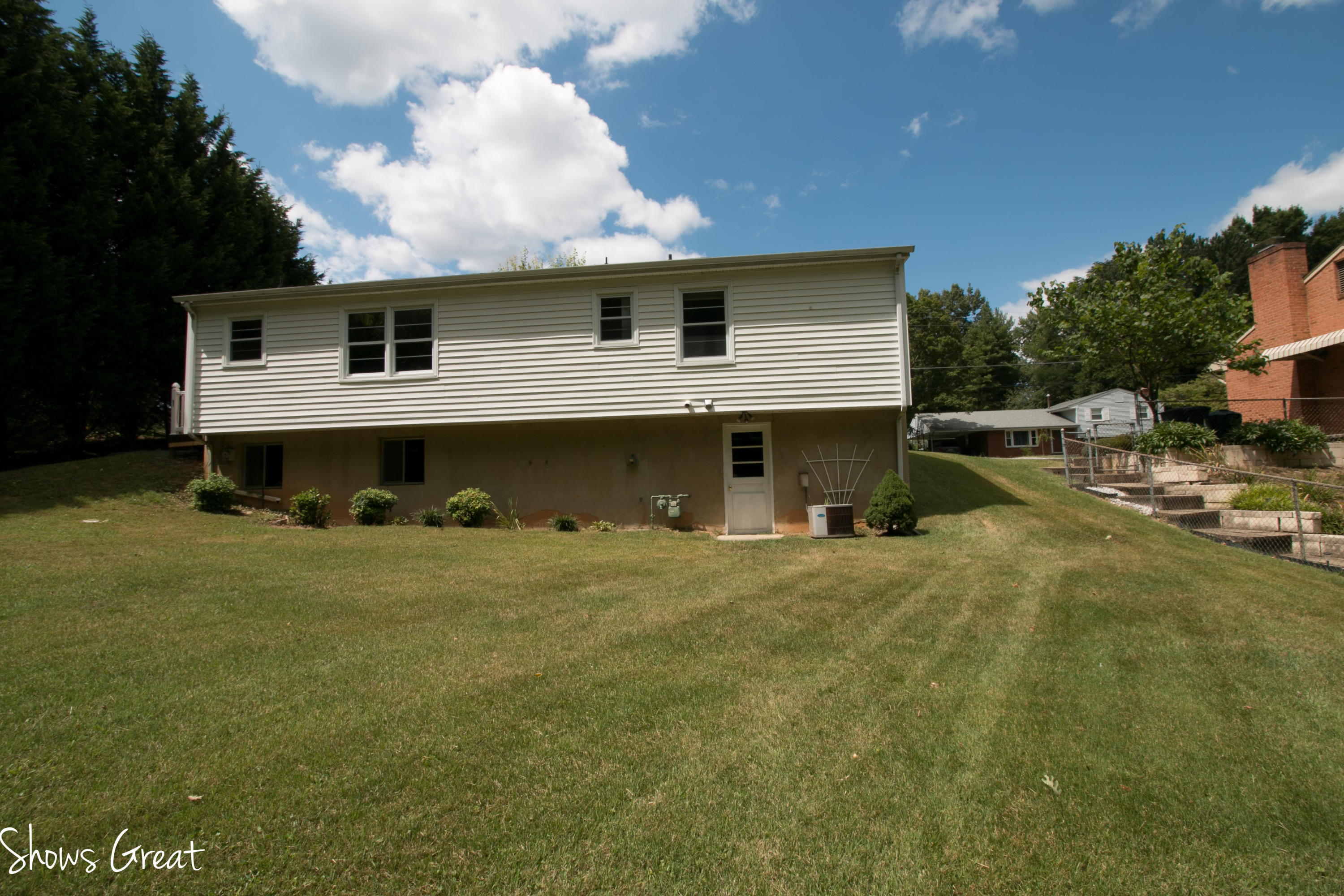 5056 Bruceton Road Southwest Roanoke, VA 24018 - Photo 22 of 26 IMG_5350