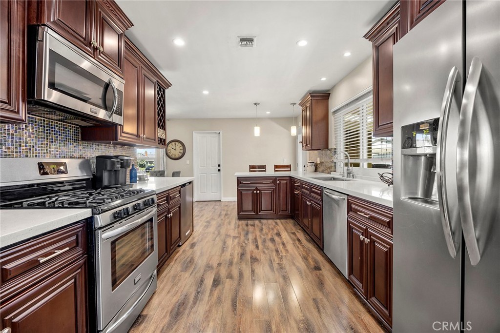 324 Rio Grande Avenue Placentia, CA 92870 - Photo 8 of 17