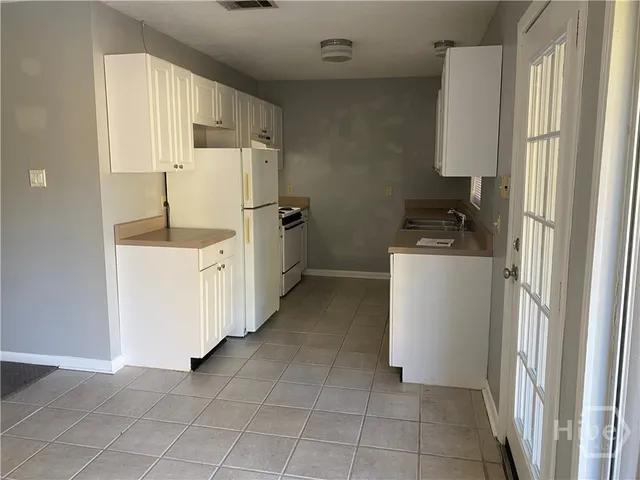 $1,890 | 16 South Stillwood Court, Savannah, GA 31419