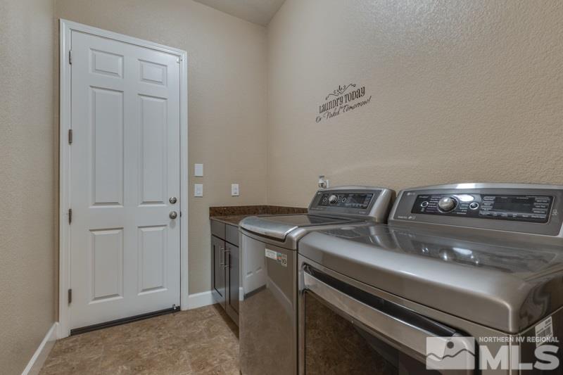 340 Shady Valley Road Sparks, NV 89441 - Photo 14 of 26 Photo 15