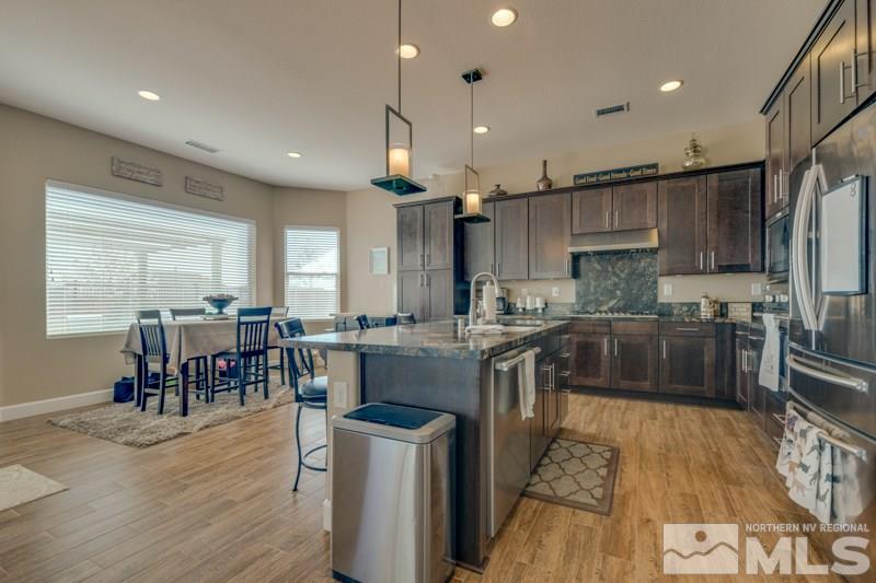 340 Shady Valley Road Sparks, NV 89441 - Photo 10 of 26 Photo 10